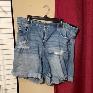 22W Denim Shorts